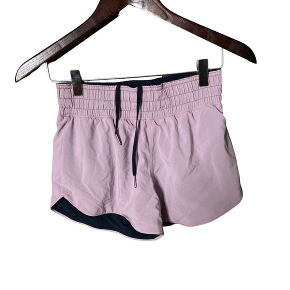 Lululemon Choose A Side Reversible Shorts 2 - Picture 3 of 4